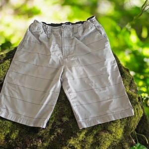 UNIVIBE GRAY shorts Young Mens Size 18 Elastic Inside To Tighten Waist